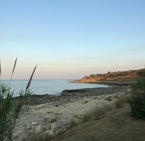 스탠다드 스튜디오 바다 전망, Acquasanta Europaclub