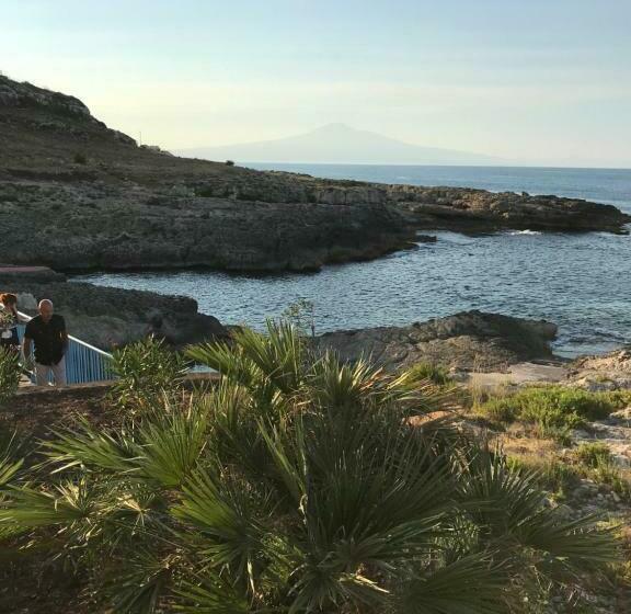 إستوديو قياسى مطل على البحر, Acquasanta Europaclub