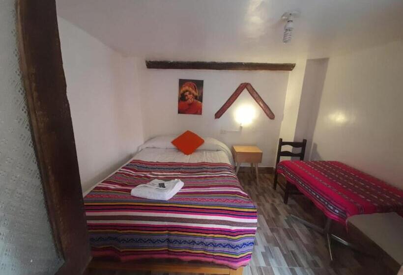 バス共有のスタンダードルーム, Hostal Raymi