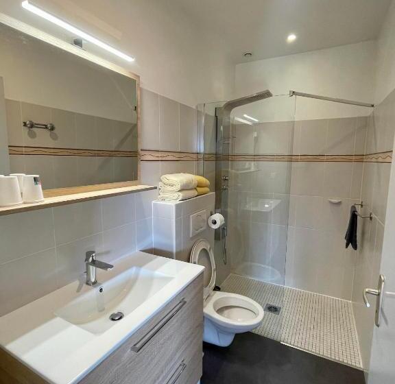 ファミリールーム, Chambres Zazpiak