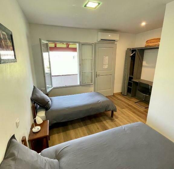 スタンダード４人部屋, Chambres Zazpiak