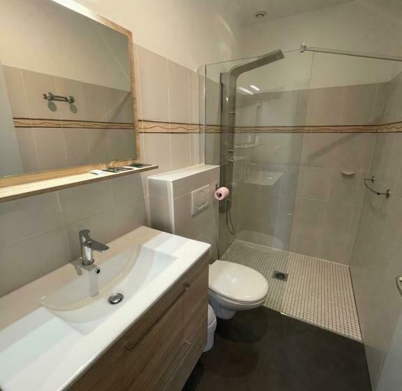 Четырехместный Номер Стандарт, Chambres Zazpiak