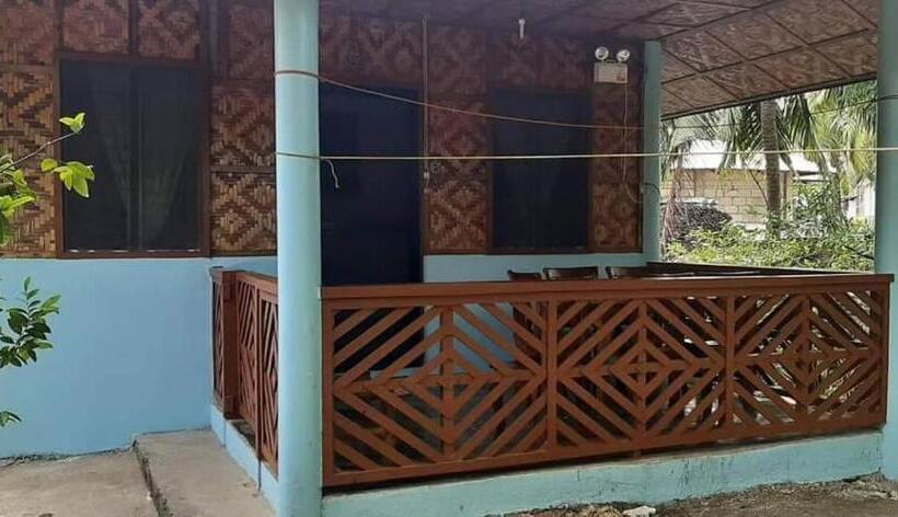 Family Room Garden View, A&c Aquino Guesthouse