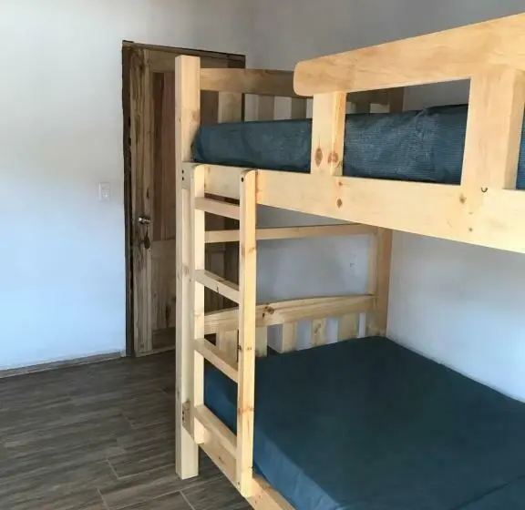 スタンダードルーム, Hostal Fara