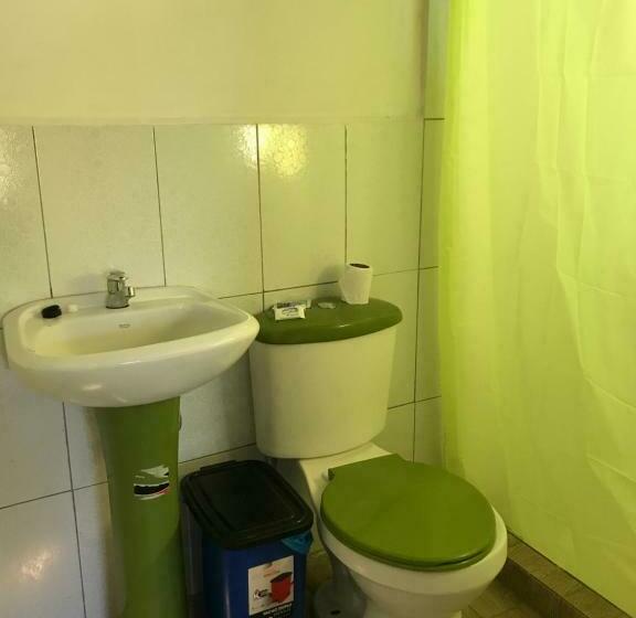 패밀리 룸, Hostal Fara