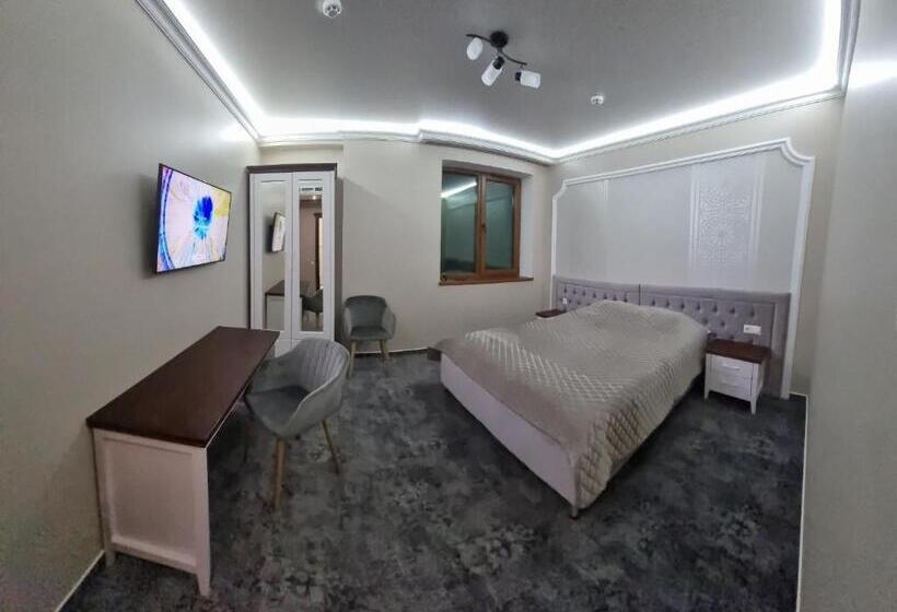 اتاق لوکس, Villa Acaem