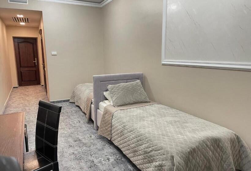 سوئیت 2 خوابه, Villa Acaem