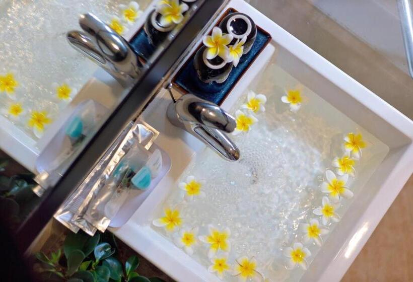 اتاق لوکس با چشمانداز دریا, Alibaba Hotel By Thg