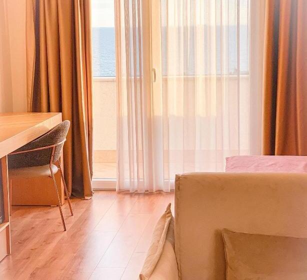 주니어 스위트, Amfora Hotel & Spa