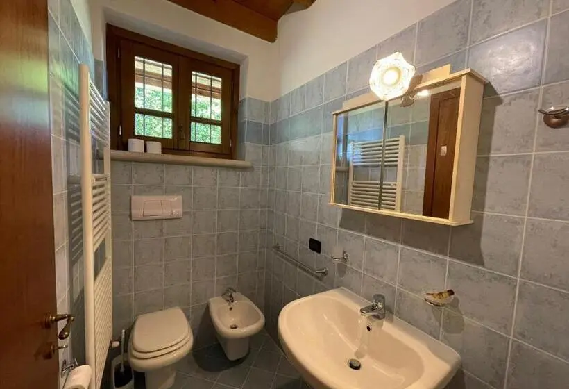 ファミリールーム, La Fiocchina Magic Place Apartments & Studios In Garda Lake Countryside Farmhouse, Inside The