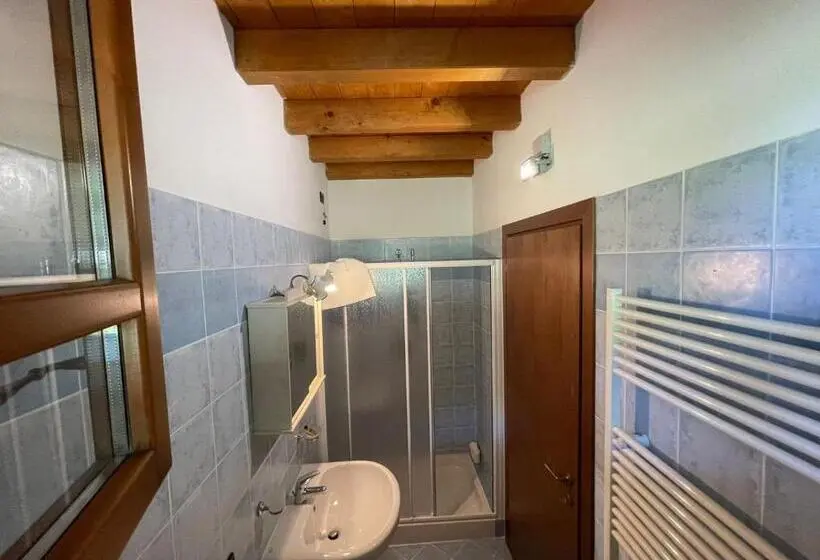 ファミリールーム, La Fiocchina Magic Place Apartments & Studios In Garda Lake Countryside Farmhouse, Inside The