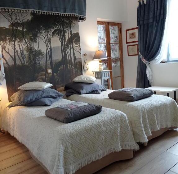 スタンダードルーム, Le Château De Roquebère