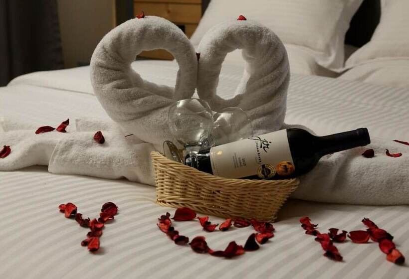 اتاق لوکس, Aitch Boutique Hotel   An Lih