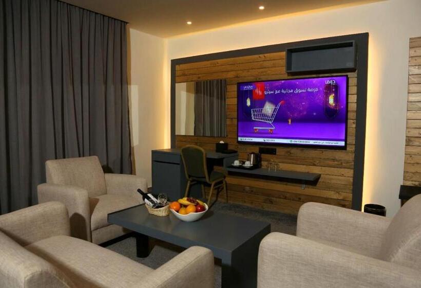 سوییت جونیور با بالکن, Aitch Boutique Hotel   An Lih