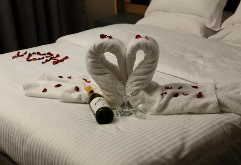 اتاق استاندارد با تخت بزرگ, Aitch Boutique Hotel   An Lih