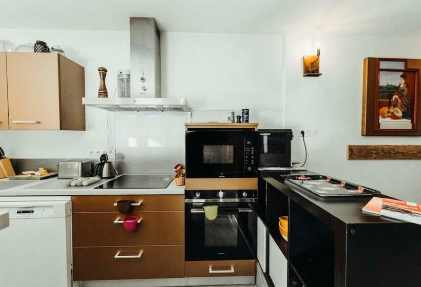 침실 1개 주택, Farmhouse With 4 Bedrooms 4 Bathrooms Private Parking Sauna Terrace