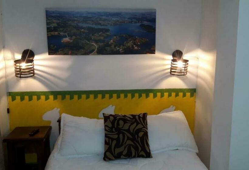 اتاق استاندارد, Hostel Affordable Rooms With Private Bathroom San Juan Guatapé