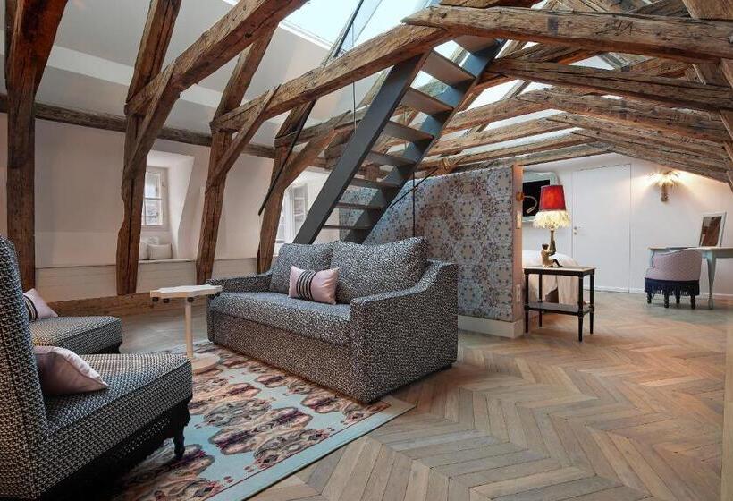 سوییت, The Leo Grand