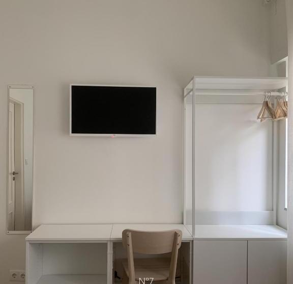 اتاق استاندارد, Nº7 Sacadura Cabral