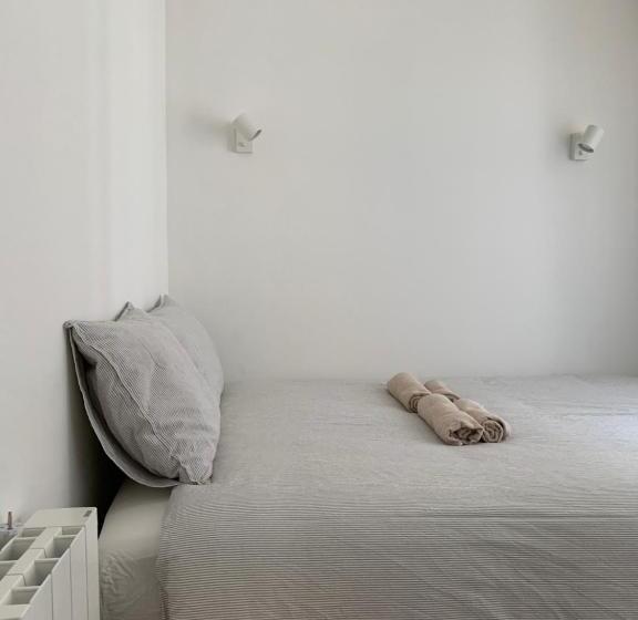 اتاق استاندارد با سرویس بهداشتی مشترک, Nº7 Sacadura Cabral