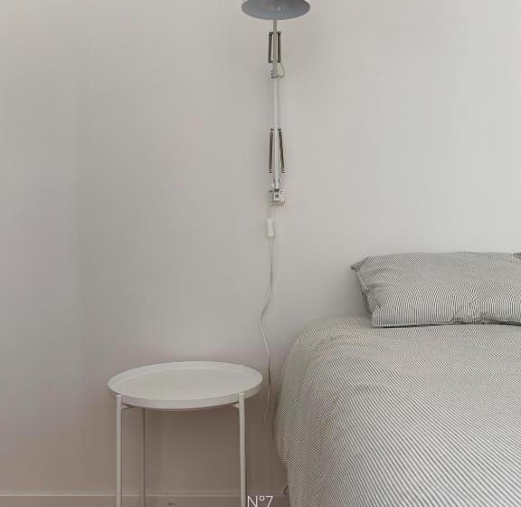 اتاق استاندارد با سرویس بهداشتی مشترک, Nº7 Sacadura Cabral