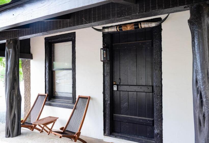 Люкс 2 Спальни, The Vaquero Motel