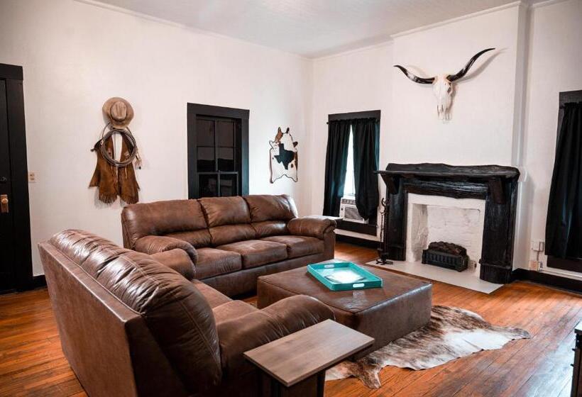 Люкс, The Vaquero Motel