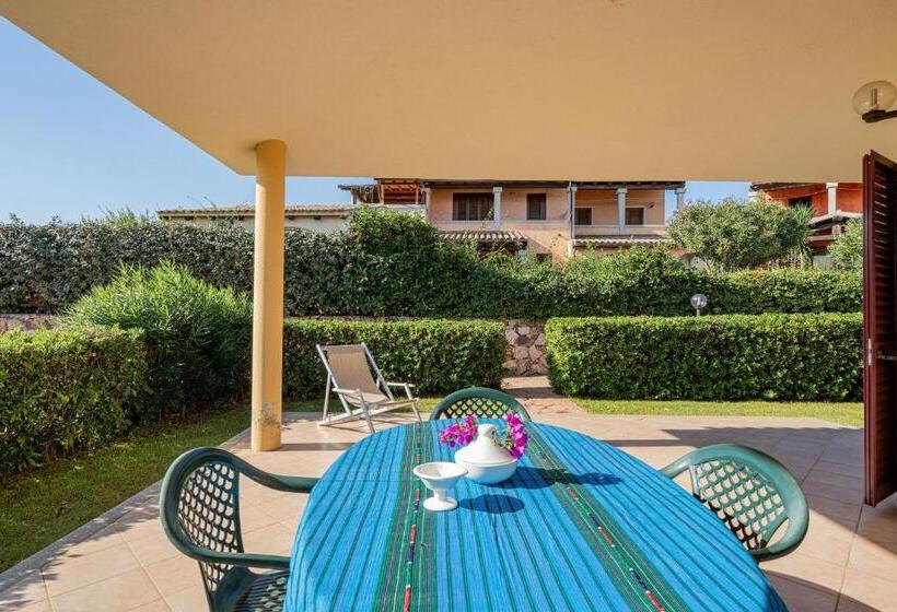 침실 2개 아파트, Apartments In Residence With Swimming Pool In Cala Girgolu