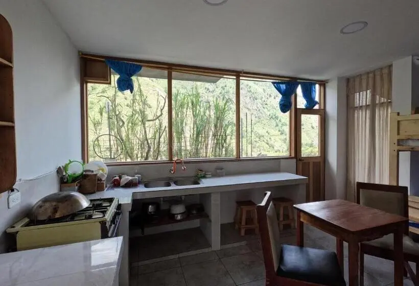 ファミリールーム, Backpackers Balcones River Lodge