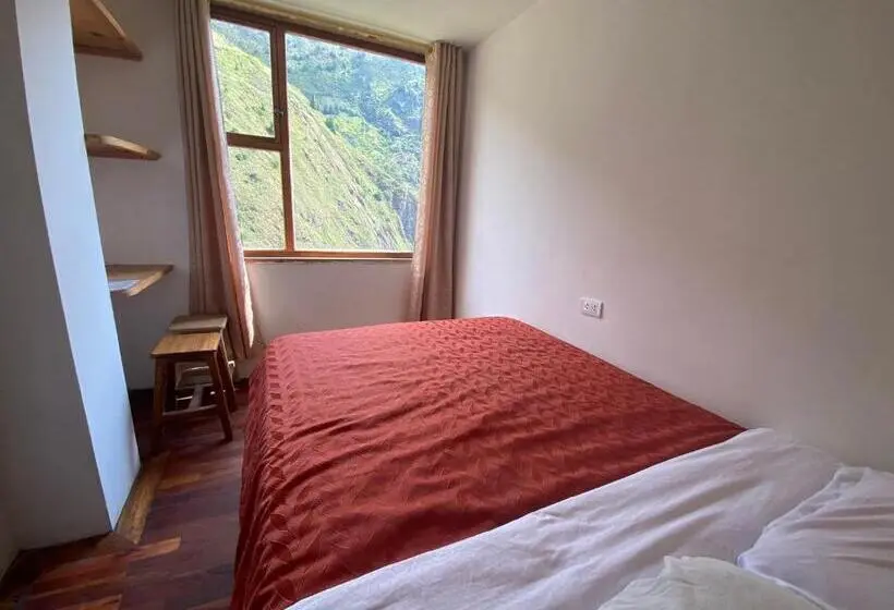 デラックスルーム, Backpackers Balcones River Lodge