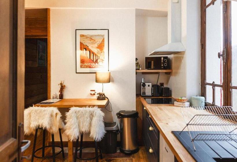 ビュー有りのスタンダードワンルーム, Les Ruisseaux