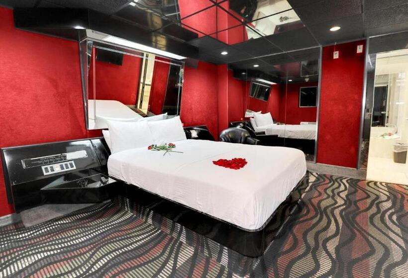 إستوديو ديلوكس, Hollywood Motel