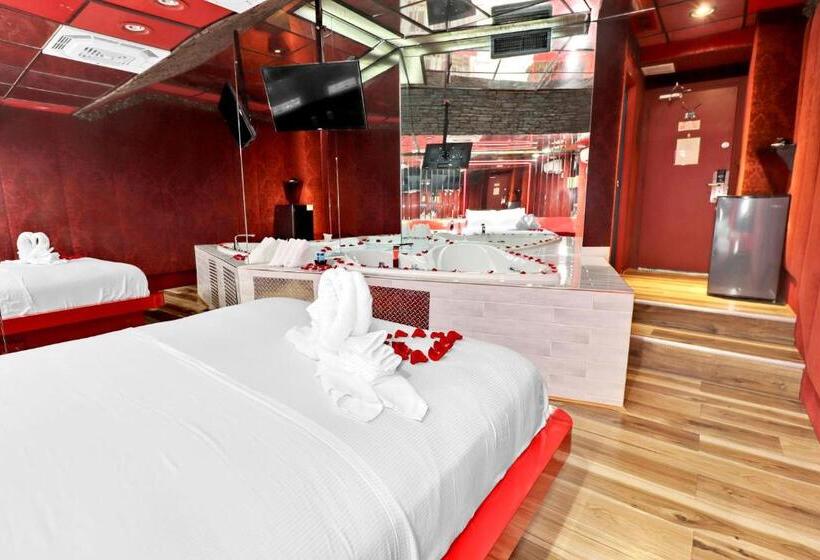 Escritório Deluxe, Hollywood Motel