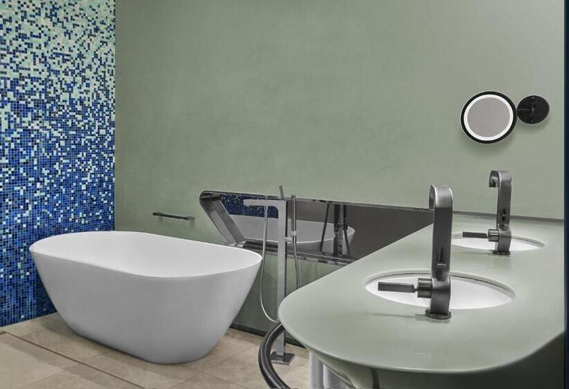 オーシャンビューデラックスルームバルコニー付き, Jw Marriott Hotel Istanbul Marmara Sea