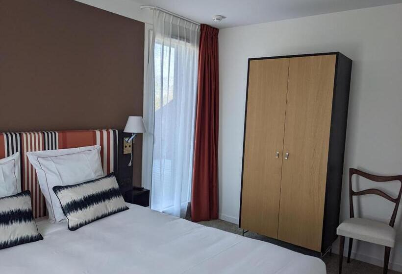 اتاق استاندارد با تراس, Le 25