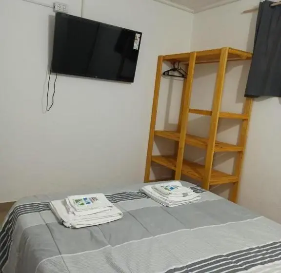 スタンダードルーム, El Faro Hostel