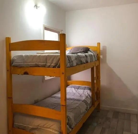 スタンダード４人部屋, El Faro Hostel