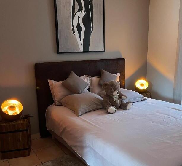 标准间带游泳池, La Villa D’aimée