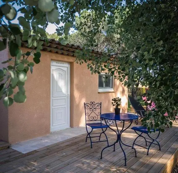 テラス付きスタンダードルーム, La Villa D’aimée
