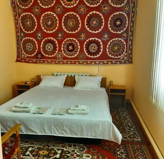 Quarto standard, Royal Khiva