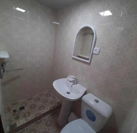 Quarto Triplo Standart, Royal Khiva