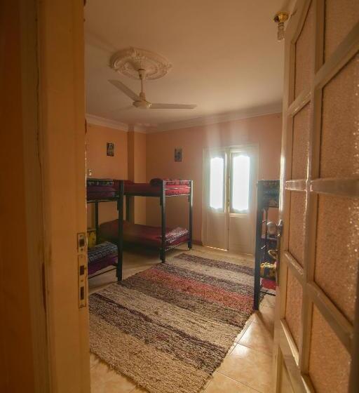 تختخواب در اتاق مشترک, Go Inn Backpackers