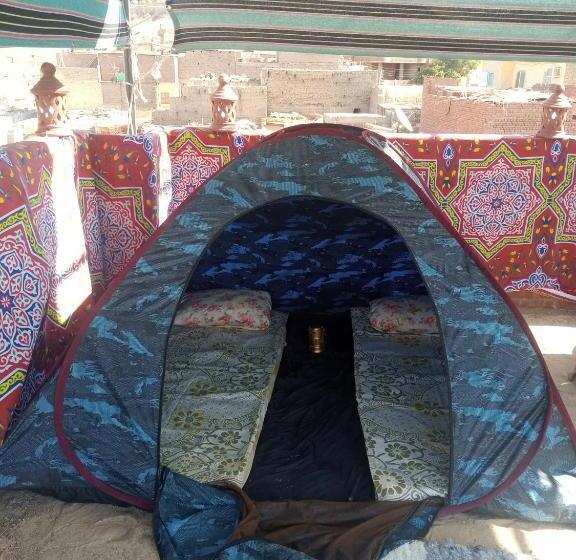 چادر با خدمات رفاهی استاندارد, Go Inn Backpackers