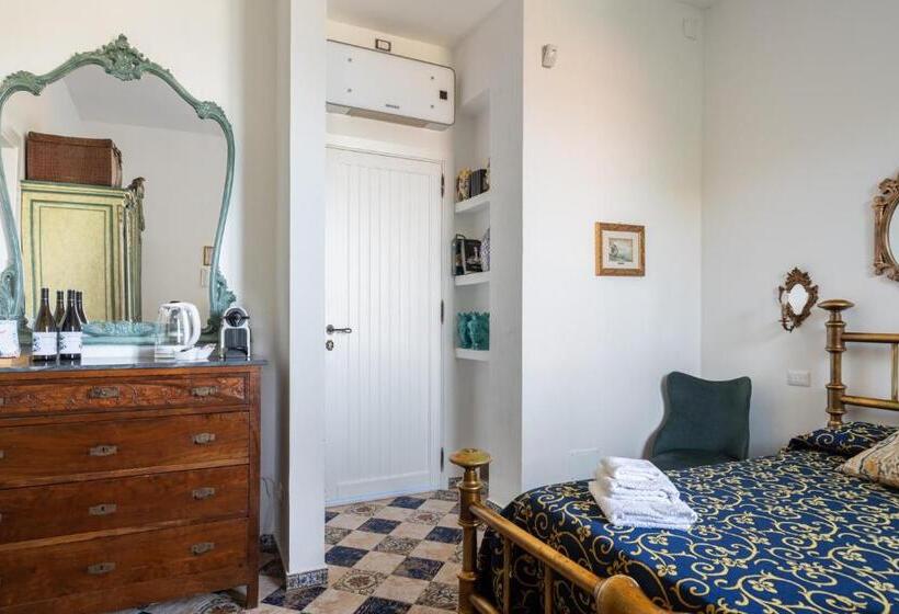 חדר דלוקס נוף לים, Vfh Villa Flavia Eco B&b   50 Metri Dal Mare