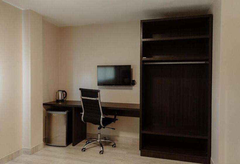 ジュニアスイート, Batista