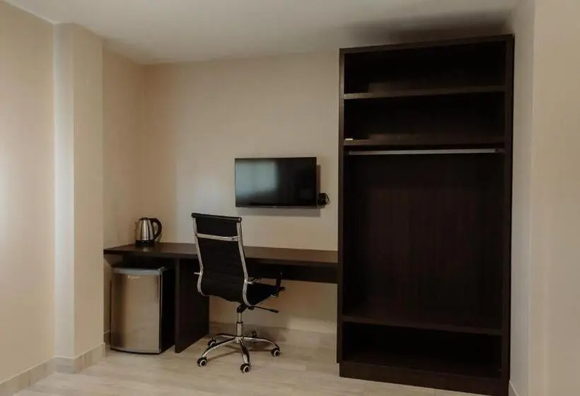 Junior Suite, Batista
