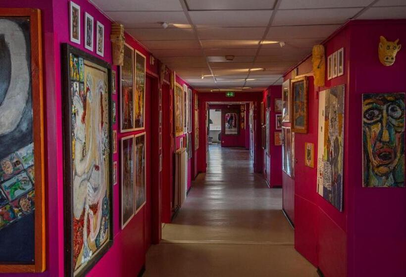 バス共有のスタンダードルーム, Hôtel Le Grand Barnum