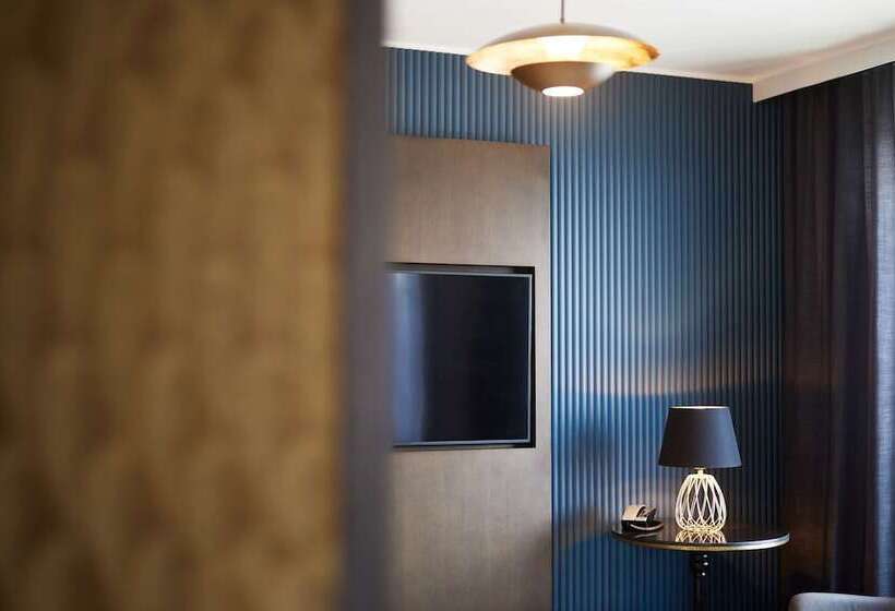 سوئیت پرزیدنت, Radisson Blu Hotel Antananarivo Waterfront