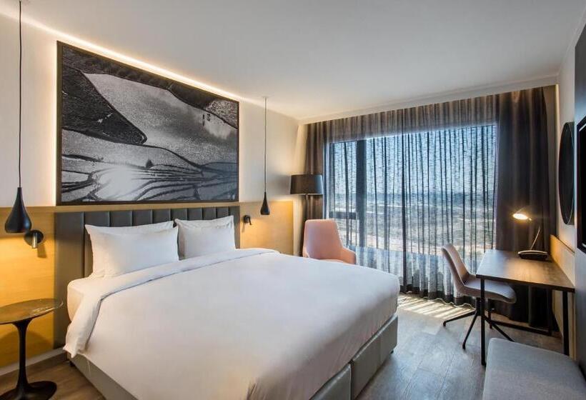 اتاق سوپریور با چشمانداز, Radisson Blu Hotel Antananarivo Waterfront