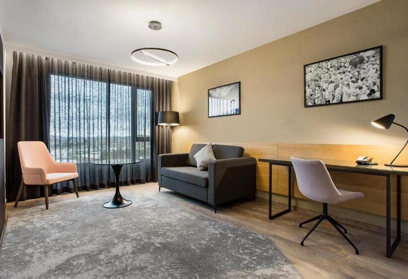 سوییت جونیور, Radisson Blu Hotel Antananarivo Waterfront